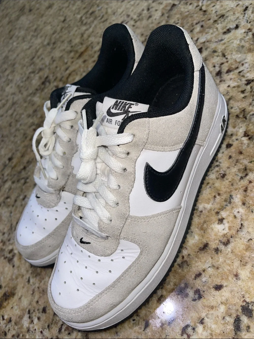 Nike Air Force 1 Low ‘07 LV8